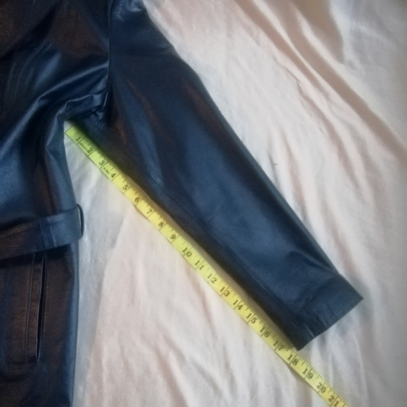 J J Disenos genuine leather trench coat - Picture 5 of 7